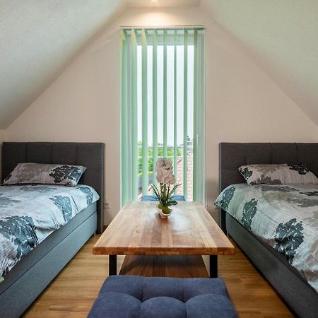 Ferienwohnung Alpenblick ฟรีดริชส์ฮาเฟน ภายนอก รูปภาพ