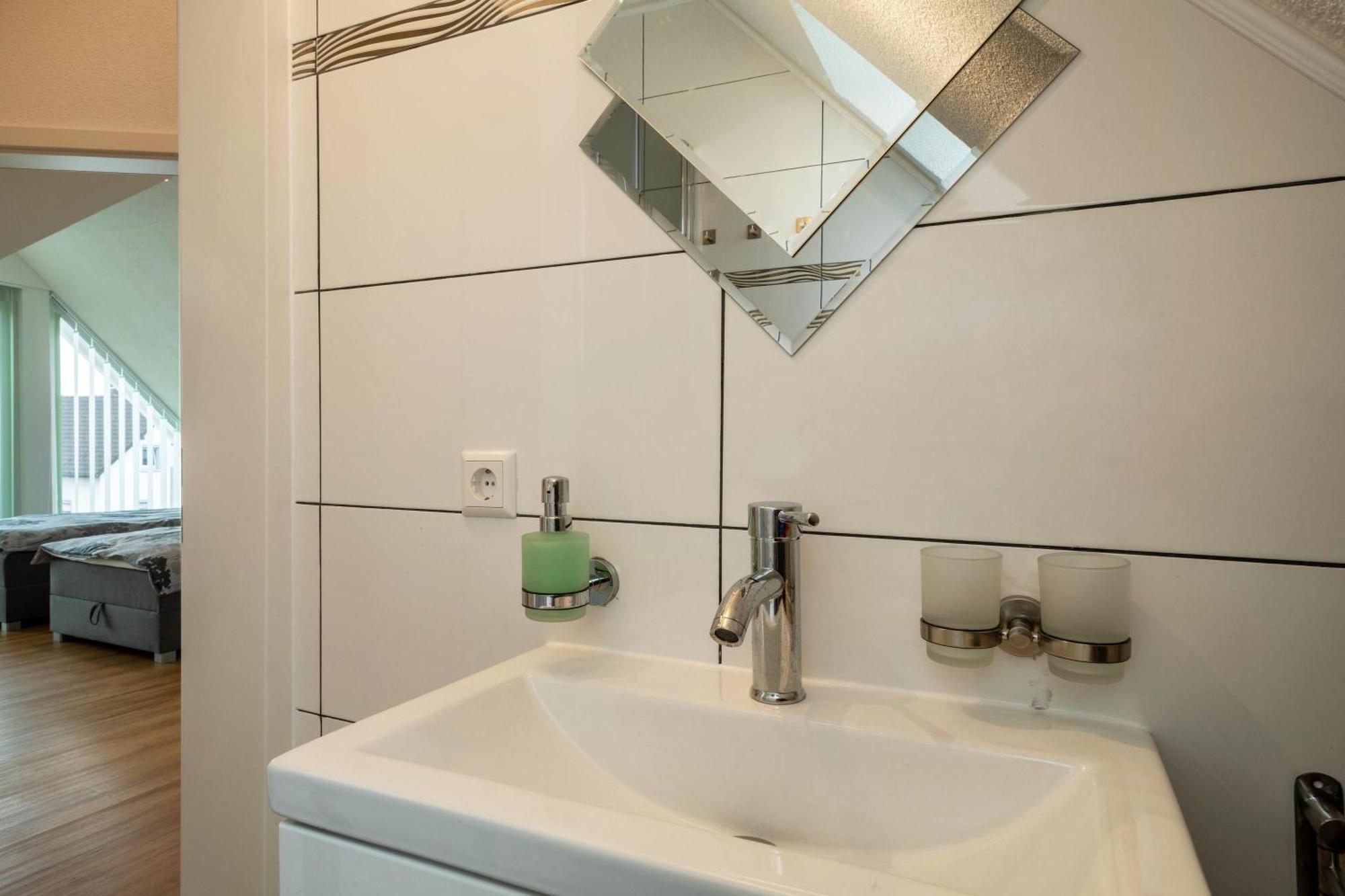 Ferienwohnung Alpenblick ฟรีดริชส์ฮาเฟน ภายนอก รูปภาพ